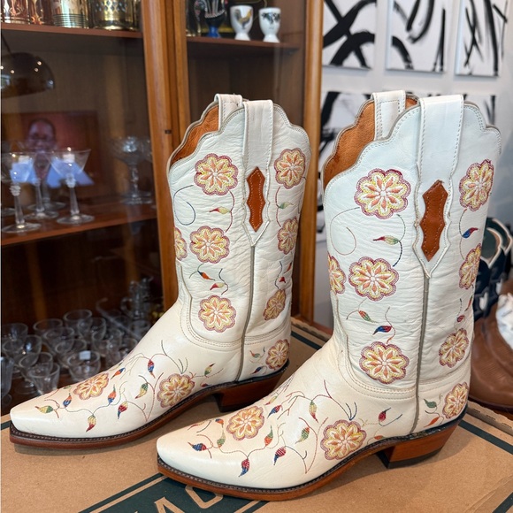 Lucchese Cream Floral Heeled Boots - Picture 2 of 5